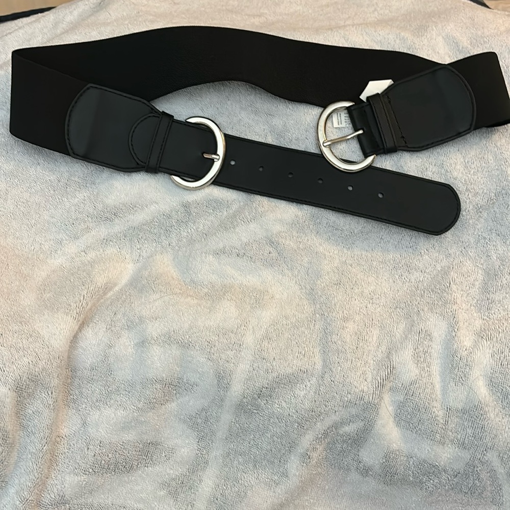 Medium Black Target Waist Belt, Barely worn